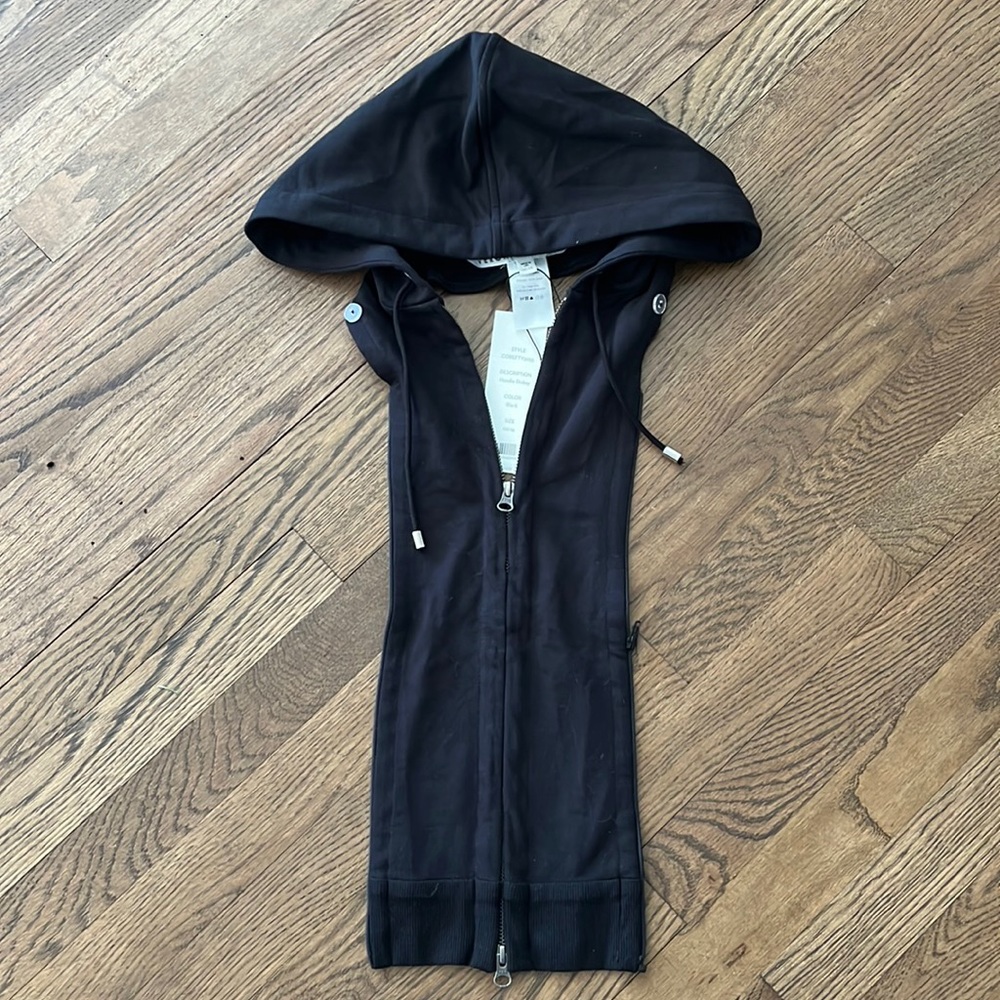 NWT Veronica Beard Black Dickey